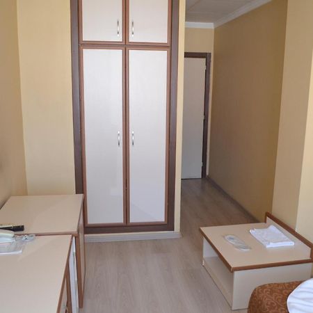 Ayvalik Palas Hotel エクステリア 写真
