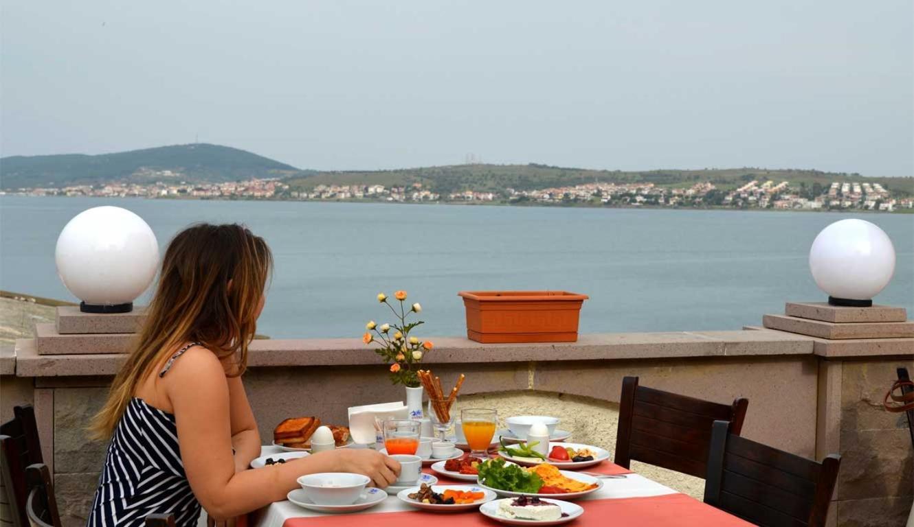 Ayvalik Palas Hotel エクステリア 写真