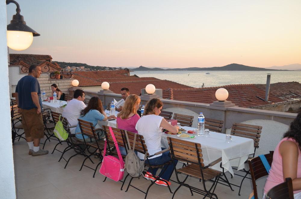 Ayvalik Palas Hotel エクステリア 写真