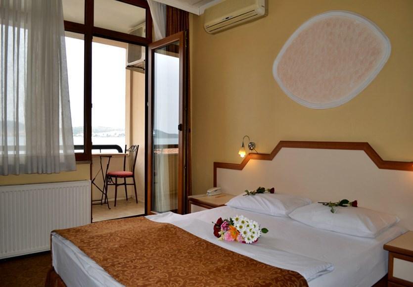 Ayvalik Palas Hotel エクステリア 写真