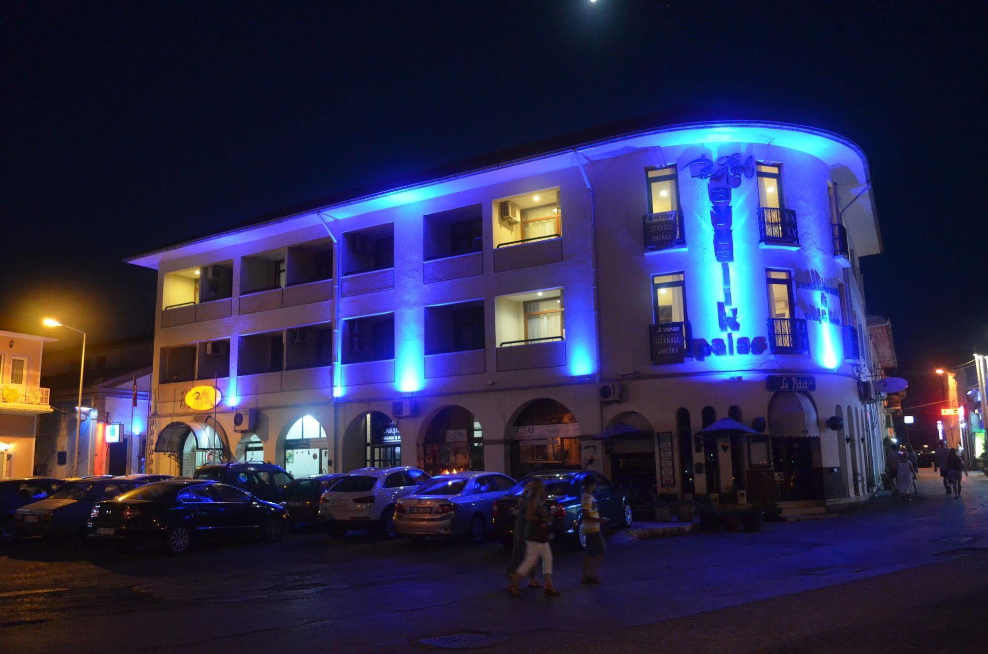 Ayvalik Palas Hotel エクステリア 写真