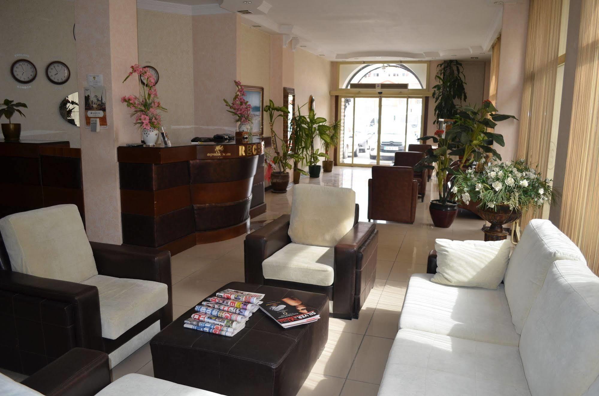Ayvalik Palas Hotel エクステリア 写真