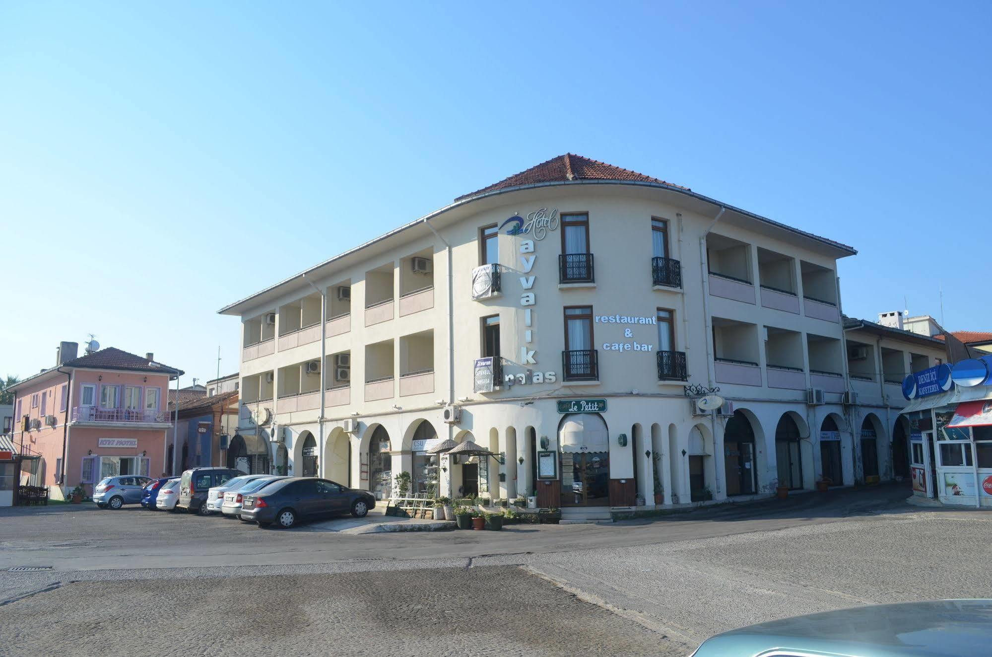 Ayvalik Palas Hotel エクステリア 写真