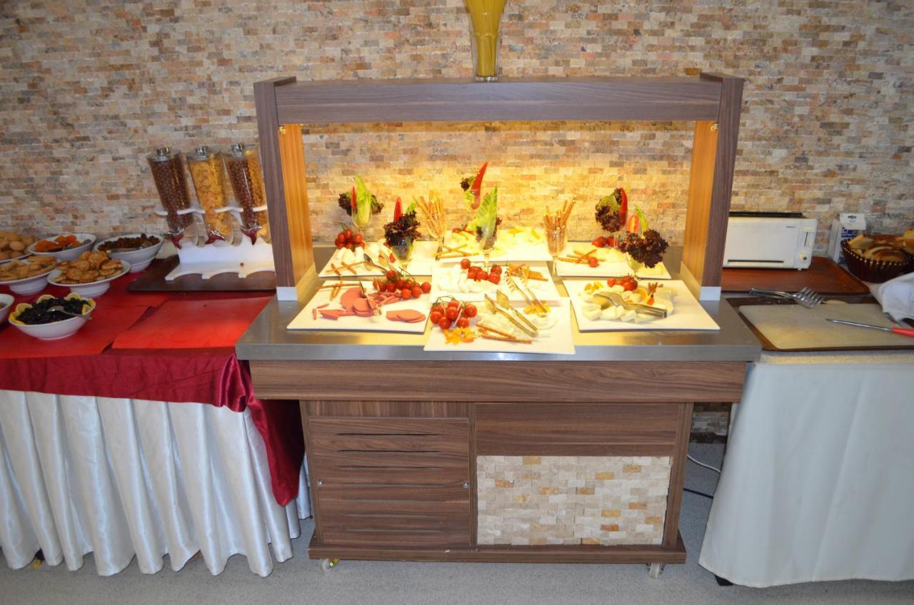 Ayvalik Palas Hotel エクステリア 写真